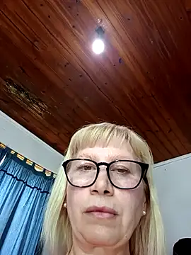 Snapshot of beautifulsexy69_2023 chatting on 10-31-25, 04:41 beautifulsexy69 2023 online show from 10-31-25, 04:41