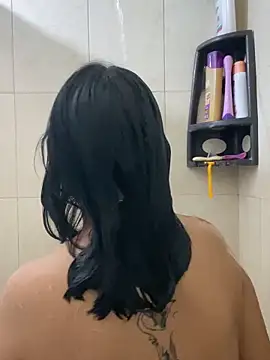 xoxo milk online show from 02-21-26, 07:48