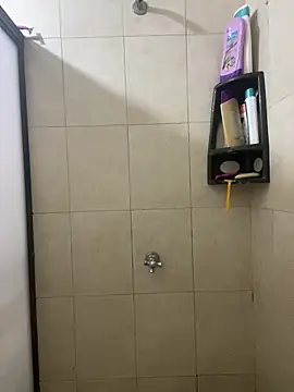 xoxo milk online show from 02-26-26, 09:36