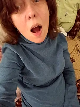 MARYNAMilff online show from 10-19-25, 08:37