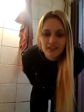 rubikimey online show from 10-29-25, 03:42