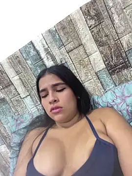 Snapshot of Valery_lux16 chatting on 10-05-25, 10:35 Valery lux16 online show from 10-05-25, 10:35