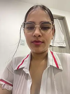 Snapshot of Valery_lux16 chatting on 10-15-25, 12:05 Valery lux16 online show from 10-15-25, 12:05