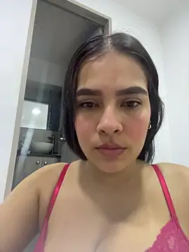 Snapshot of Valery_lux16 chatting on 02-06-26, 03:26 Valery lux16 online show from 02-06-26, 03:26