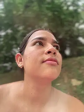 Snapshot of Valery_lux16 chatting on 02-24-26, 03:10 Valery lux16 online show from 02-24-26, 03:10