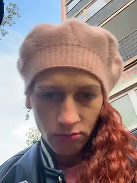 Snapshot of HotLenaX chatting on 10-25-25, 02:35 HotLenaX online show from 10-25-25, 02:35