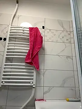 Snapshot of HotLenaX chatting on 11-03-25, 05:25 HotLenaX online show from 11-03-25, 05:25