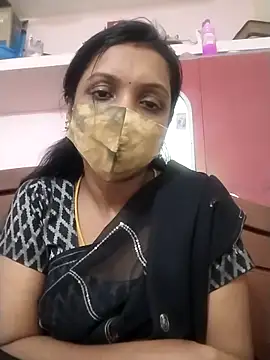 Snapshot of Tamil_Swathi chatting on 11-18-25, 06:29 Tamil Swathi online show from 11-18-25, 06:29