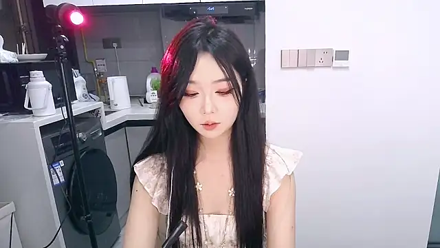 Miao-Maimiao online show from 09-23-25, 03:04