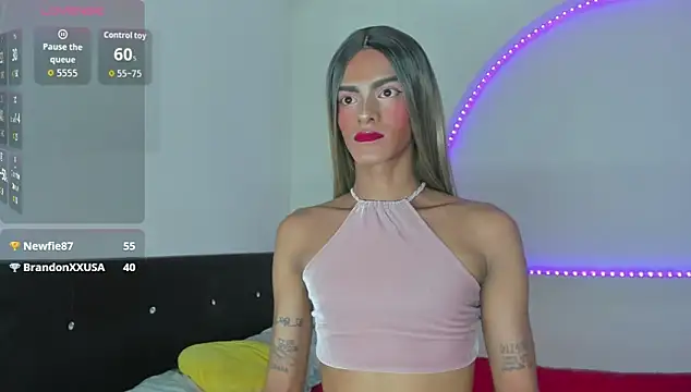 Snapshot of isadora_mansini chatting on 09-27-25, 12:43 isadora mansini online show from 09-27-25, 12:43