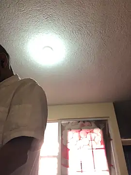 Snapshot of ormike007 chatting on 01-06-26, 10:23 ormike007 online show from 01-06-26, 10:23