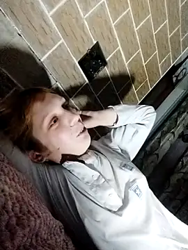 Snapshot of Ponka2011 chatting on 02-09-26, 05:50 Ponka2011 online show from 02-09-26, 05:50