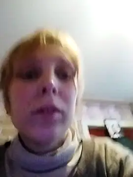 Snapshot of Ponka2011 chatting on 02-11-26, 05:56 Ponka2011 online show from 02-11-26, 05:56