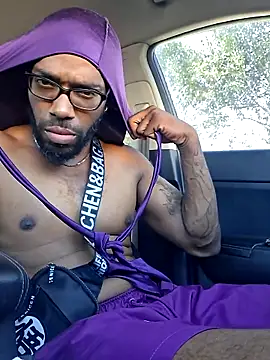 214KingLonggg online show from 03-12-26, 09:54