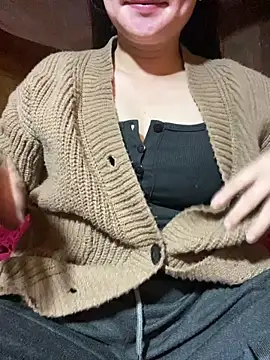 Snapshot of violet-00 chatting on 05-10-26, 01:55 violet-00 online show from 05-10-26, 01:55