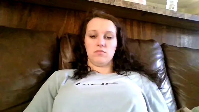 Snapshot of brunettebabexo3 chatting on 02-28-26, 05:58 brunettebabexo3 online show from 02-28-26, 05:58