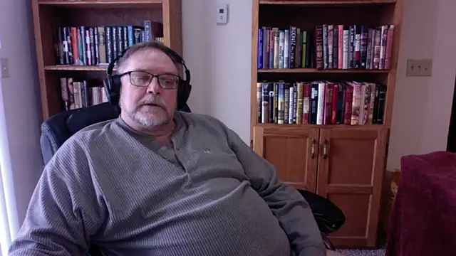 Snapshot of Vinyl22@xh chatting on 03-02-26, 07:32 Vinyl22xh online show from 03-02-26, 07:32