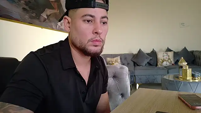 Snapshot of maximus888A chatting on 06-26-26, 02:32 maximus888A online show from 06-26-26, 02:32