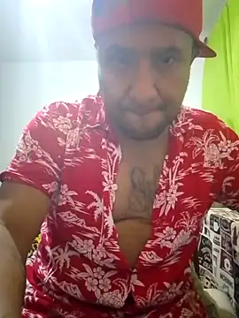 Snapshot of Ruloluna chatting on 09-30-25, 06:18 Ruloluna online show from 09-30-25, 06:18