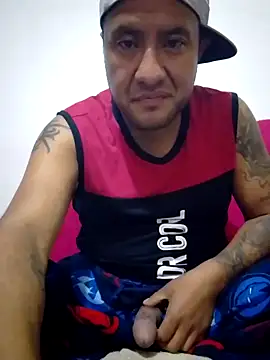 Snapshot of Ruloluna chatting on 10-09-25, 07:06 Ruloluna online show from 10-09-25, 07:06