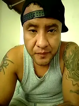 Snapshot of Ruloluna chatting on 10-25-25, 07:08 Ruloluna online show from 10-25-25, 07:08