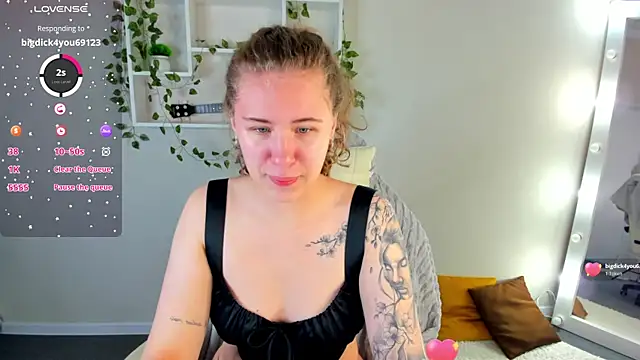 Elsie Cutties online show from 11-15-25, 12:30