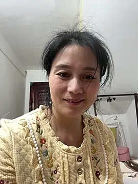 Snapshot of aoyo66 chatting on 04-29-26, 12:53 aoyo66 online show from 04-29-26, 12:53