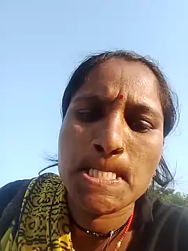 Pooja6060 online show from 10-18-25, 10:49