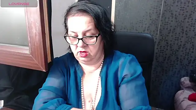 Snapshot of MissSanjanne chatting on 06-03-26, 11:32 MissSanjanne online show from 06-03-26, 11:32