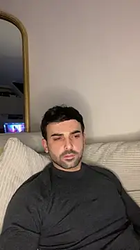 Snapshot of eauminerale chatting on 02-21-26, 11:17 eauminerale online show from 02-21-26, 11:17