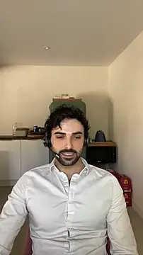 Snapshot of eauminerale chatting on 04-24-26, 10:07 eauminerale online show from 04-24-26, 10:07
