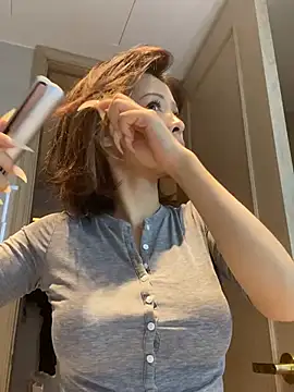 miumiu-66 online show from 06-24-26, 08:57