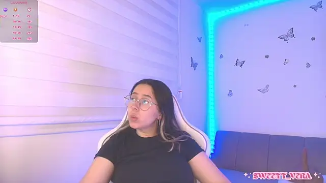 Snapshot of sweettvera chatting on 07-08-26, 11:09 sweettvera online show from 07-08-26, 11:09