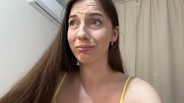 Prettyyy Angel online show from 05-15-26, 07:32