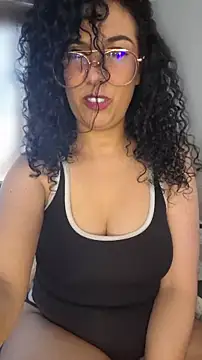 Snapshot of LondonHilton chatting on 02-23-26, 03:09 LondonHilton online show from 02-23-26, 03:09