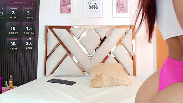 Lia Roseh online show from 11-18-25, 08:02