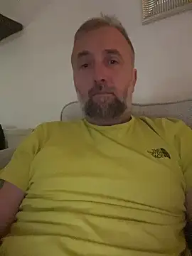 Snapshot of Scotipol chatting on 09-27-25, 12:15 Scotipol online show from 09-27-25, 12:15