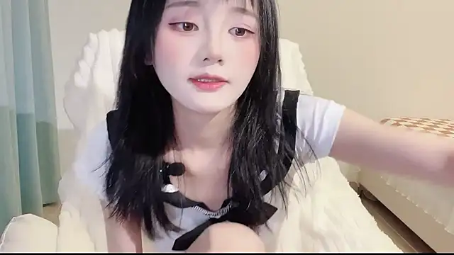Snapshot of Ximei-O chatting on 06-10-26, 05:50 Ximei-O online show from 06-10-26, 05:50