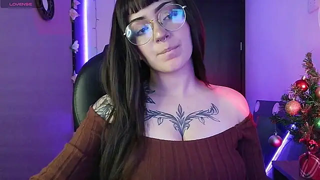 LesRose online show from 11-10-25, 02:38