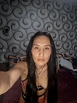 Snapshot of Mary_sy chatting on 10-09-25, 06:22 Mary sy online show from 10-09-25, 06:22