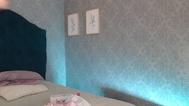 Vic Taylor online show from 11-19-25, 10:59