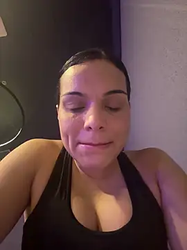 Anavalle online show from 04-17-26, 07:06