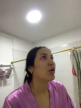 IsabellaJoness  online show from 11-07-25, 11:10