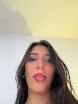 IsabellaJoness  online show from 02-26-26, 04:28