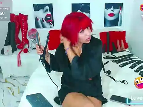 Snapshot of mylygrey chatting on 07-19-26, 02:26 mylygrey online show from 07-19-26, 02:26