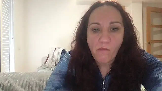 paula19800 online show from 11-08-25, 11:10