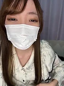 Moe v v online show from 11-08-25, 06:35