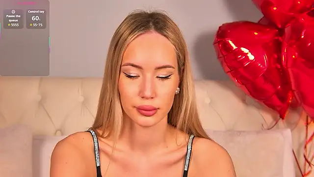 Snapshot of MaryDavies chatting on 02-22-26, 06:57 MaryDavies online show from 02-22-26, 06:57