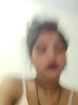 Snapshot of Mahek_love143 chatting on 06-14-26, 01:03 Mahek love143 online show from 06-14-26, 01:03