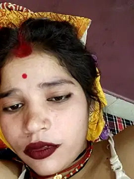 Snapshot of Mahek_love143 chatting on 06-15-26, 10:17 Mahek love143 online show from 06-15-26, 10:17